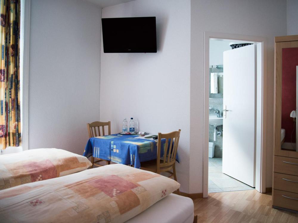 Hotel Restaurant Raben Linthal Dış mekan fotoğraf