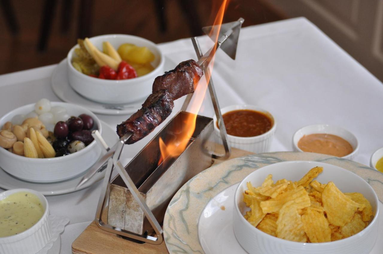 Hotel Restaurant Raben Linthal Dış mekan fotoğraf
